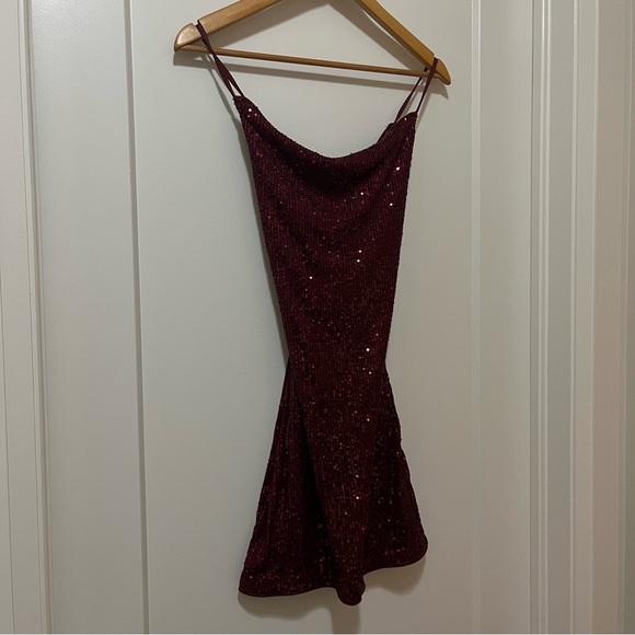 SIDEFEEL - Square Neck - Sequin Spaghetti Strap Backless Bodycon Mini Dresses - Picture 11 of 12